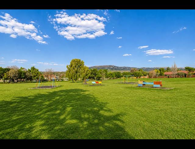 4 BEDROOM APARTMENT FOR SALE IN FAIRLAND